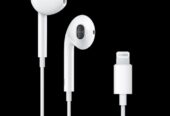 Apple EarPods with Lightning