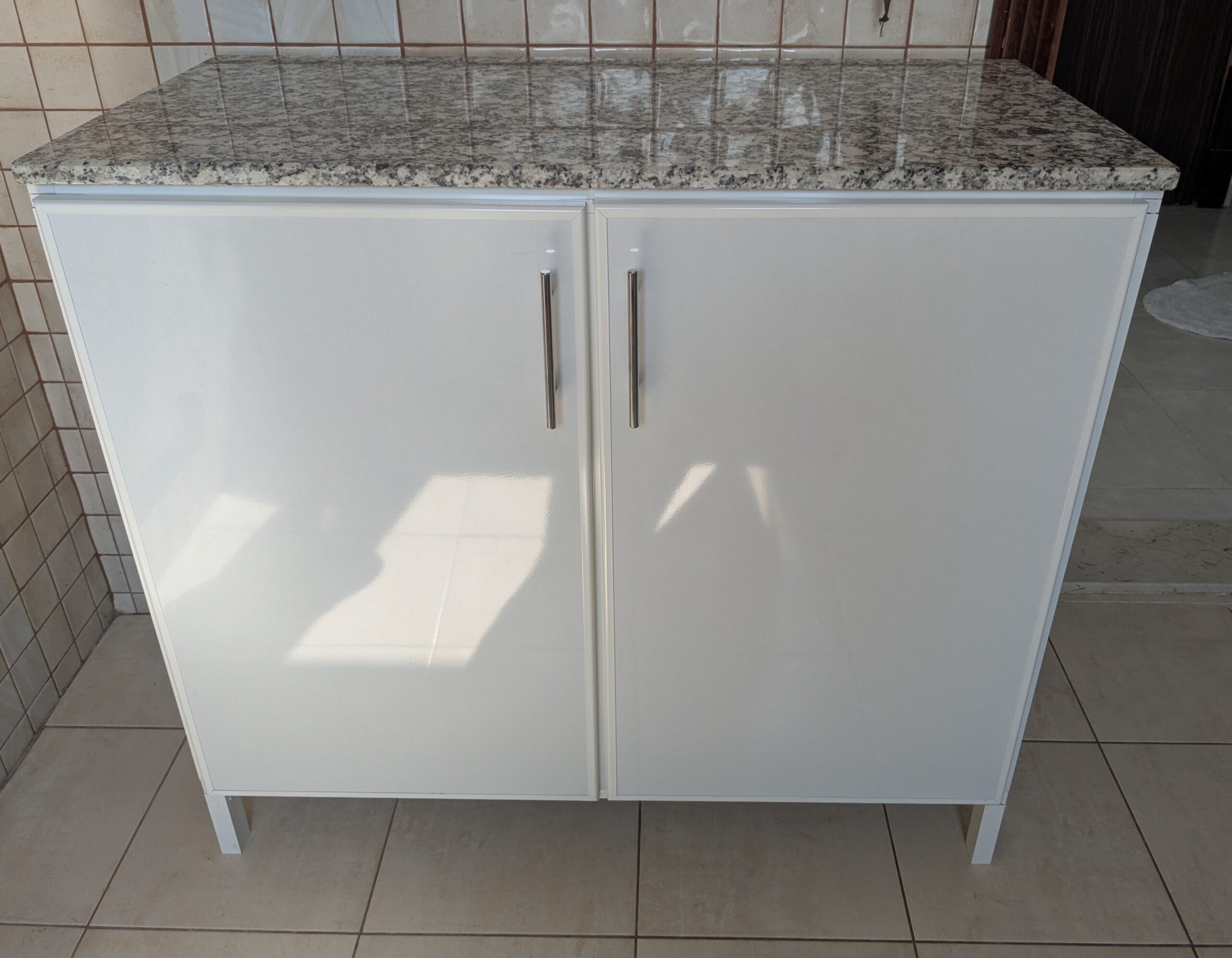 New kitchen cabinet for make and sale