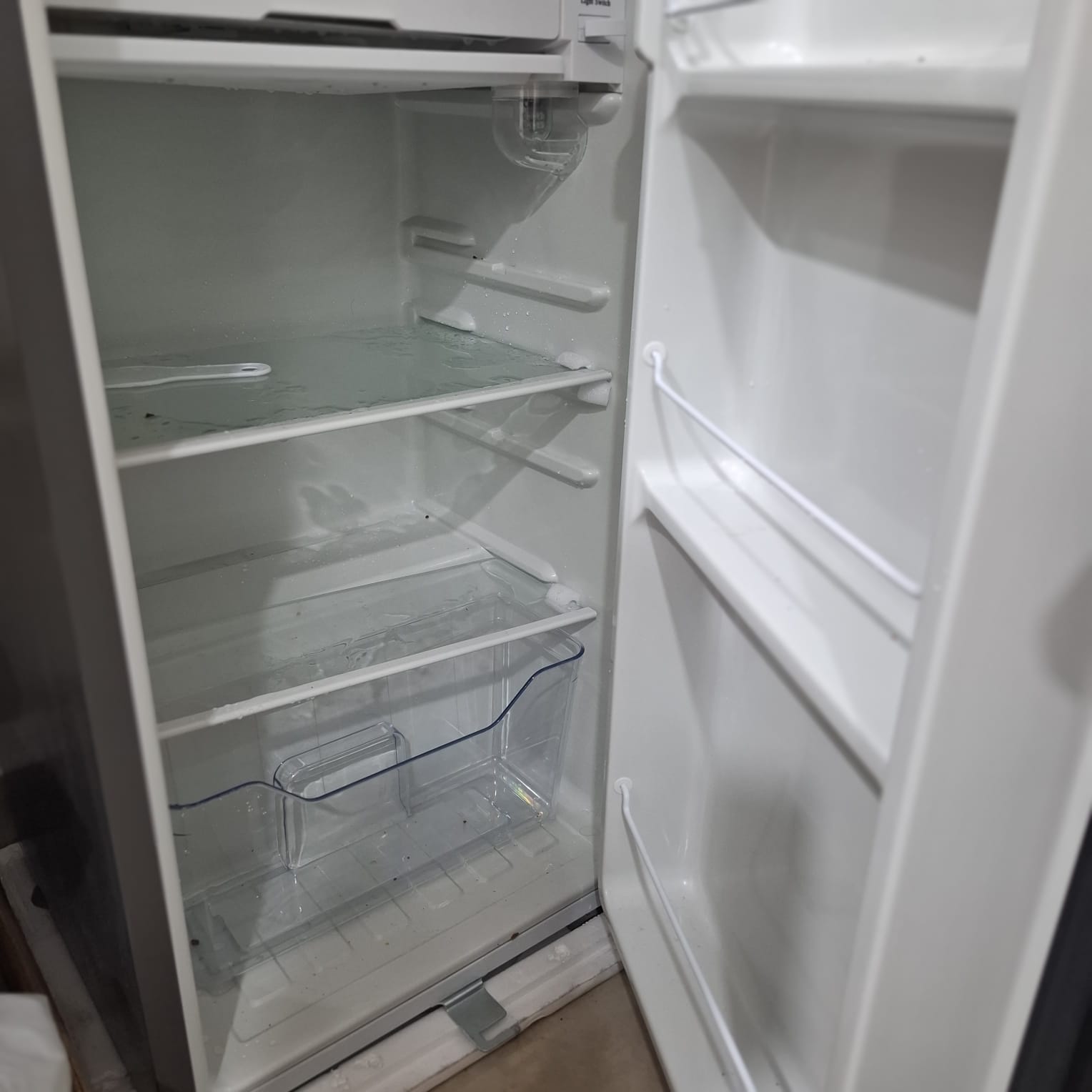 Fridge / Refrigerator for sale @325/-QAR
