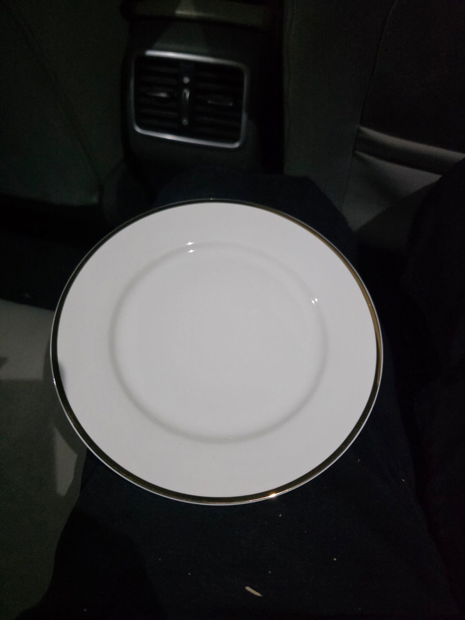 Habala 32-Piece Porcelain Dinner Set by Home Centre